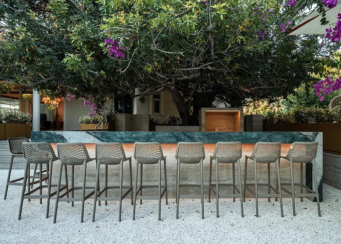 Averde ヴィラ ラルナカ